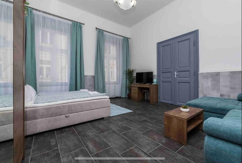 D3 Basilica Luxury Spacious Free Parking For 1 Car Budapest Ngoại thất bức ảnh