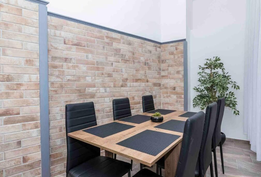 D3 Basilica Luxury Spacious Free Parking For 1 Car Budapest Ngoại thất bức ảnh